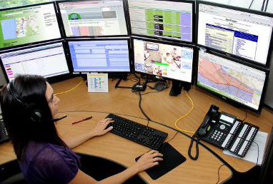 emergency operator tracks activity in dispatch center