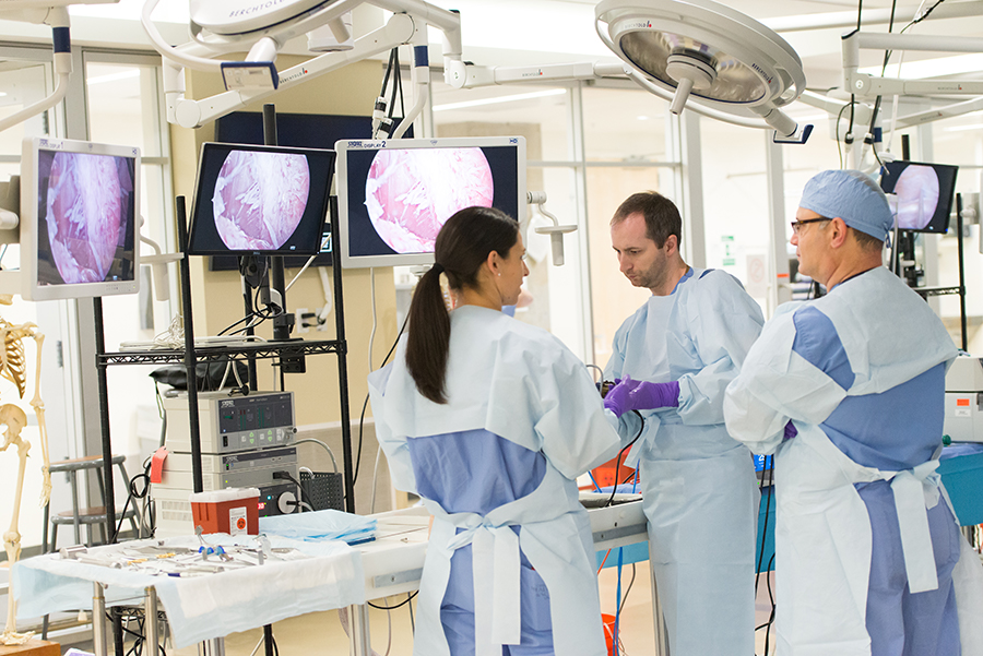 Residents and faculty member during arthroscopy boot camp
