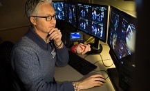 An OHSU cardiovascular specialist analyzes digital images