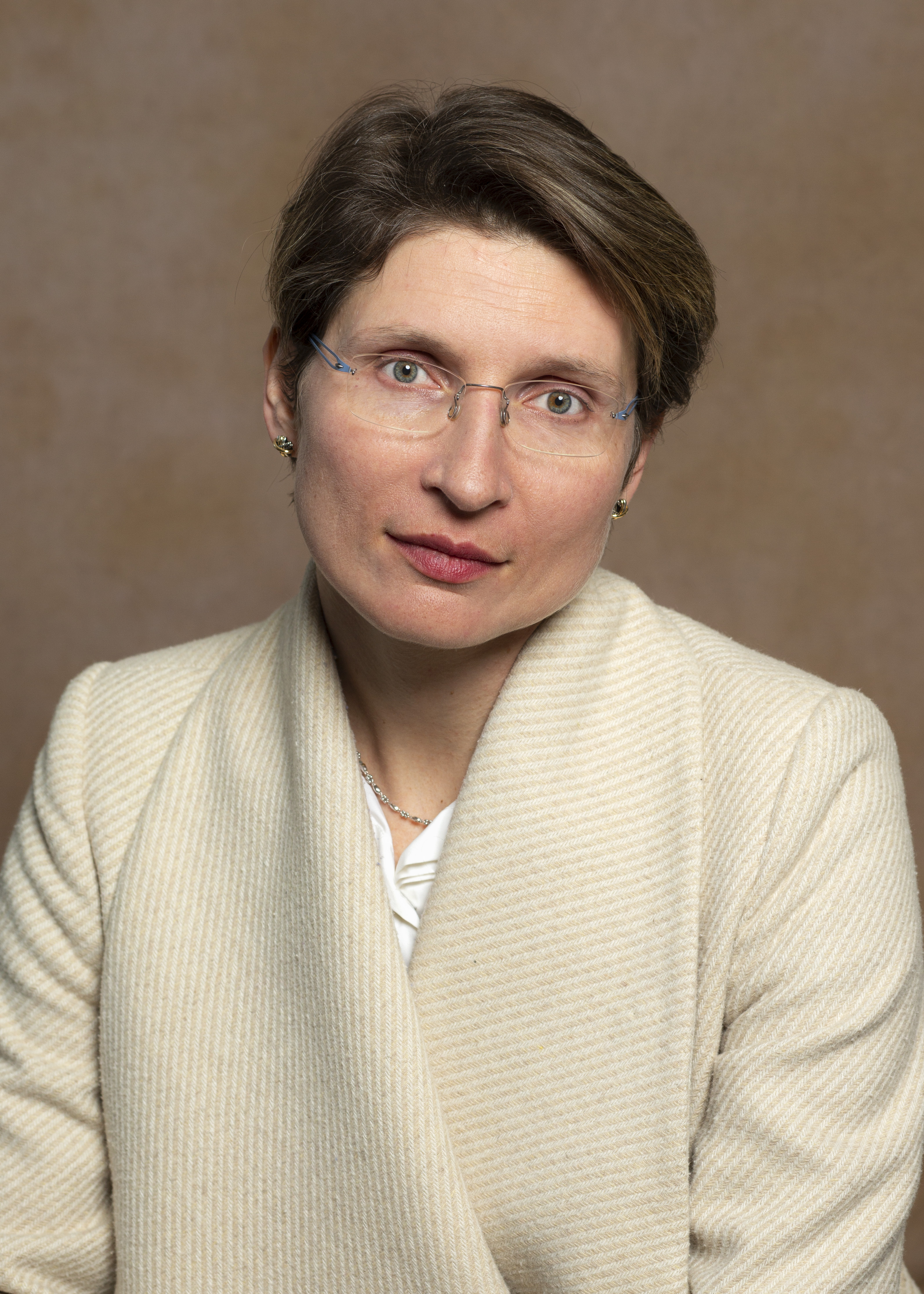 Headshot photo of Svetlana Kotova, M.D.