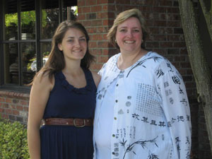 Alisa Brewster with her daughter, Elena Brewster, before Alisa's weight-loss surgery.