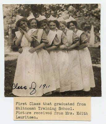 First graduating class of the Multnomah Training School, 1911