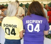 T-shirts that say "Donor" and "Recipient"