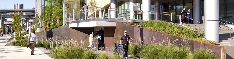 Dental clinic building on south waterfront - pedestrians 