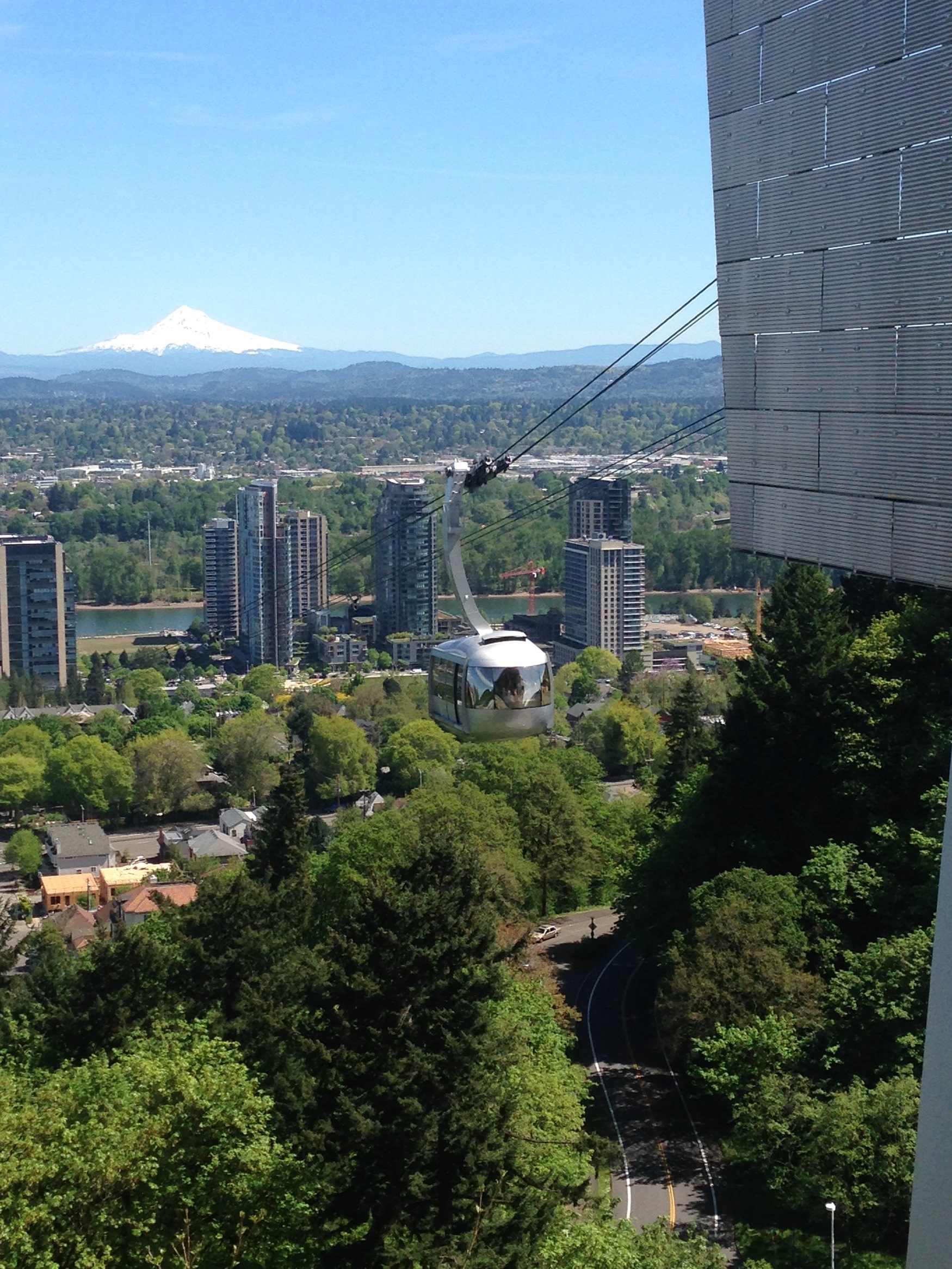 OHSU Tram during summer