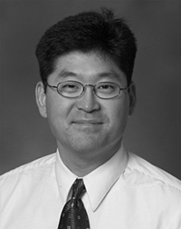 A professional photo of Dr. Bill Chang, a provider, researcher and associate professor at OHSU.