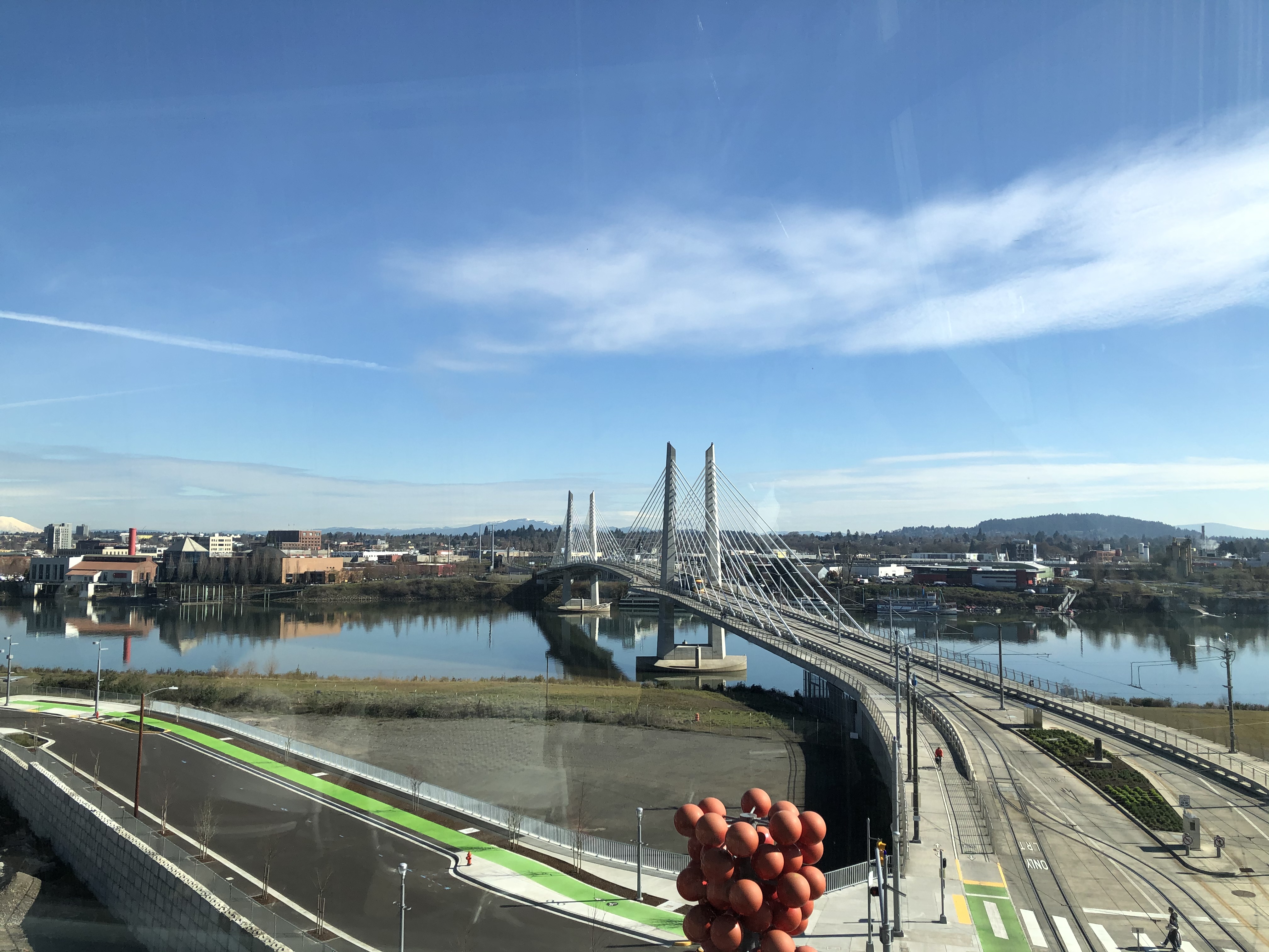 Tilikum Bridge Crossing