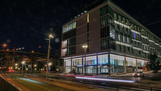 Hundreds of scientists work together in our state-of-the-art Knight Cancer Research Building on our South Waterfront Campus