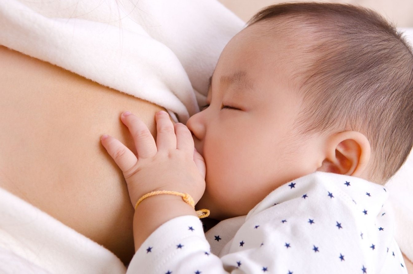 infant breastfeeding