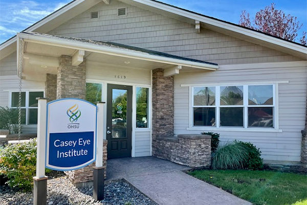 Casey Eye Institute entry way and door in Hood River Oregon
