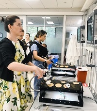 OBGYN Resident Using sim lab