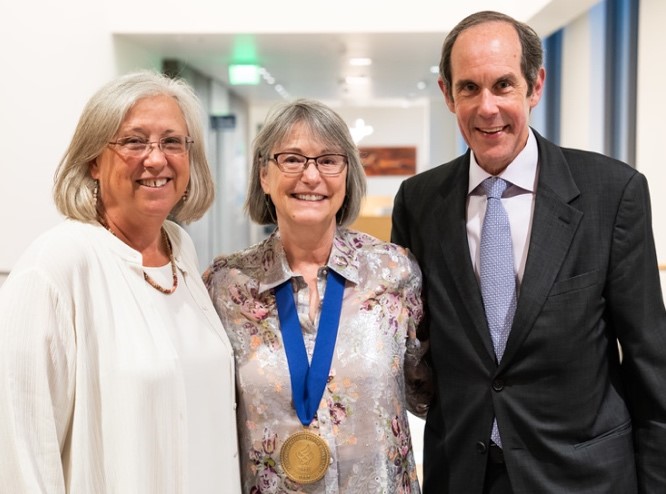 Lisa Coussens, Pepper Schedin, Brian Druker at the Schnitzer Investiture event