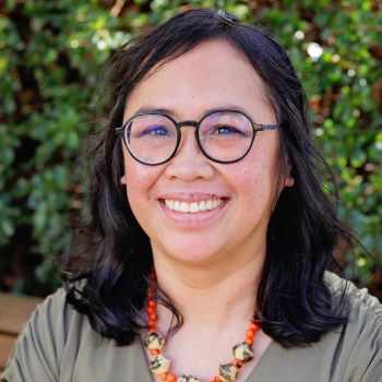 Karen Bromley headshot sq