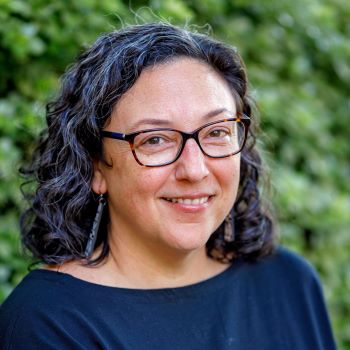 Angela Ozburn headshot sq