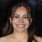 Headshot of Fernanda Tsuzuki