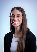 Headshot photo of OHSU Neurology resident Jennifer Duong