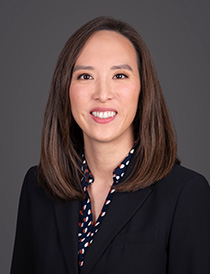 A headshot of OHSU hospitalist Lucy Cho, M.D.