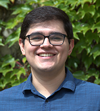 Ian Gonzalez headshot