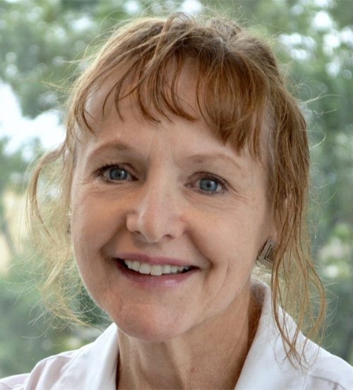 Headshot photo of Diane L. Elliot, M.D.
